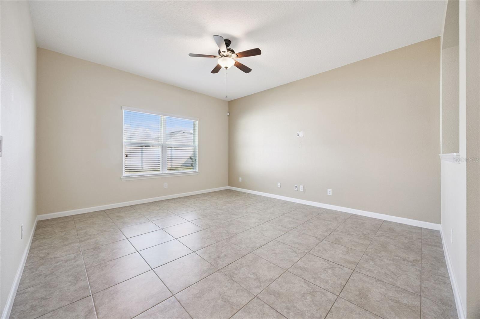 Image 15 of 35 For 4774 Riverwalk Drive