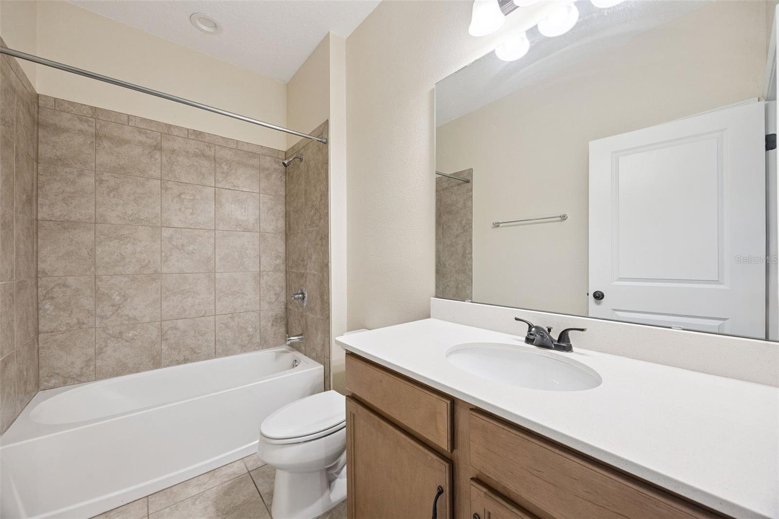 Image 18 of 35 For 4774 Riverwalk Drive