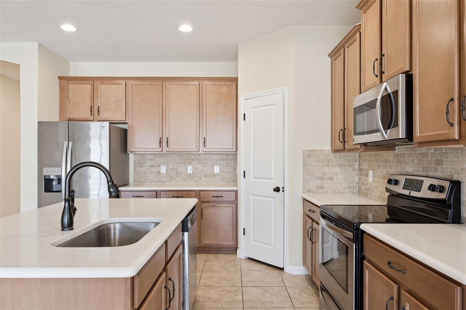 Image 6 of 35 For 4774 Riverwalk Drive