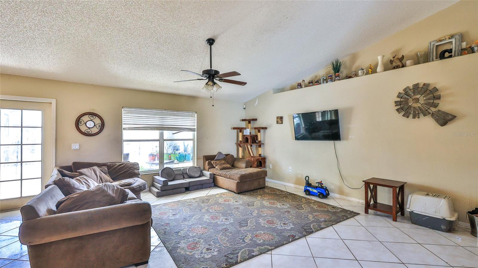Image 11 of 21 For 3076 Sky Street
