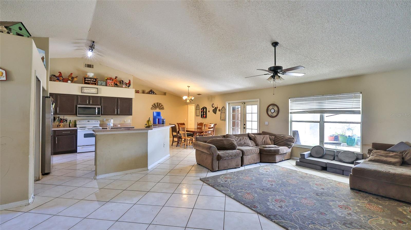 Image 9 of 21 For 3076 Sky Street