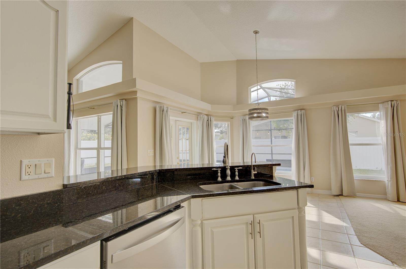 Image 17 of 39 For 1619 River Birch Avenue