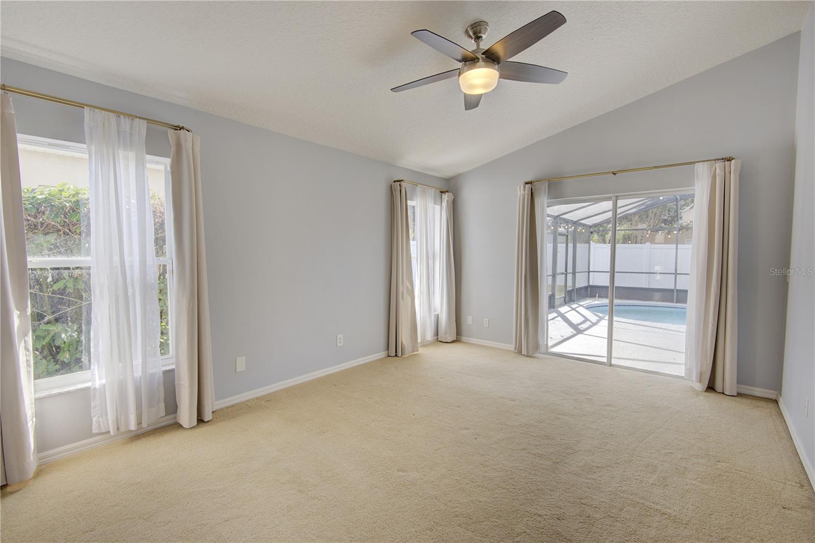 Image 21 of 39 For 1619 River Birch Avenue