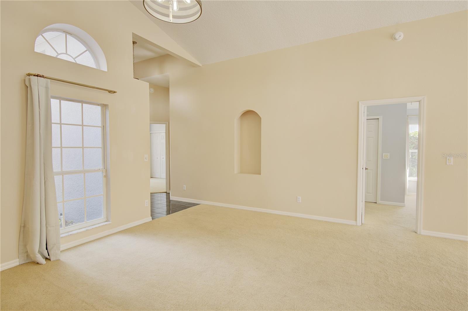 Image 8 of 39 For 1619 River Birch Avenue