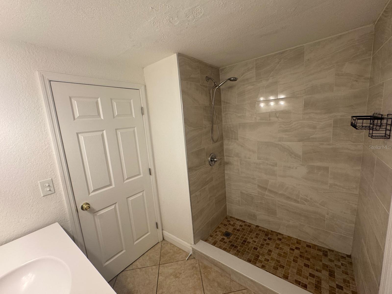 Image 12 of 33 For 5526 P G A Boulevard 4915