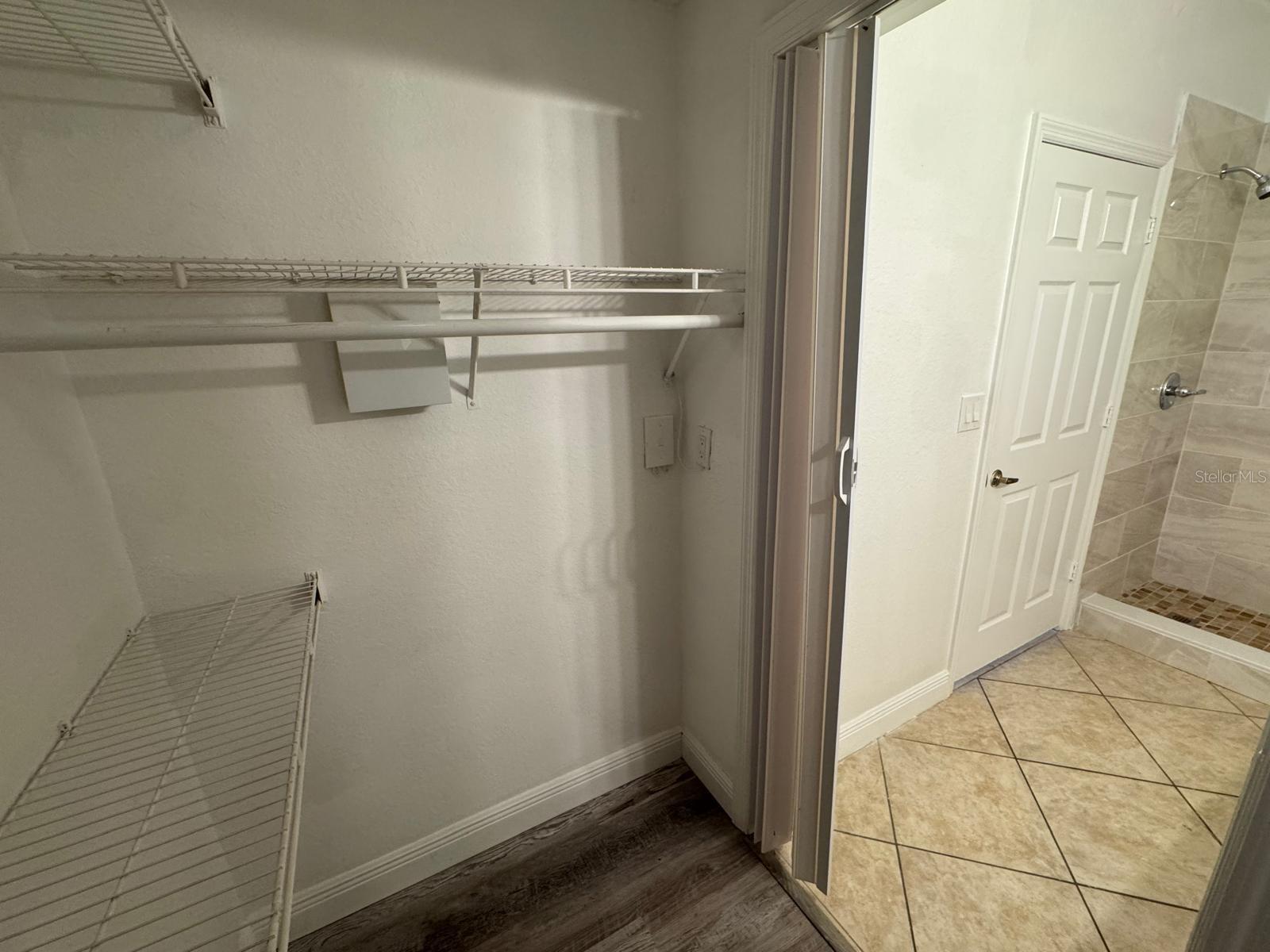 Image 21 of 33 For 5526 P G A Boulevard 4915