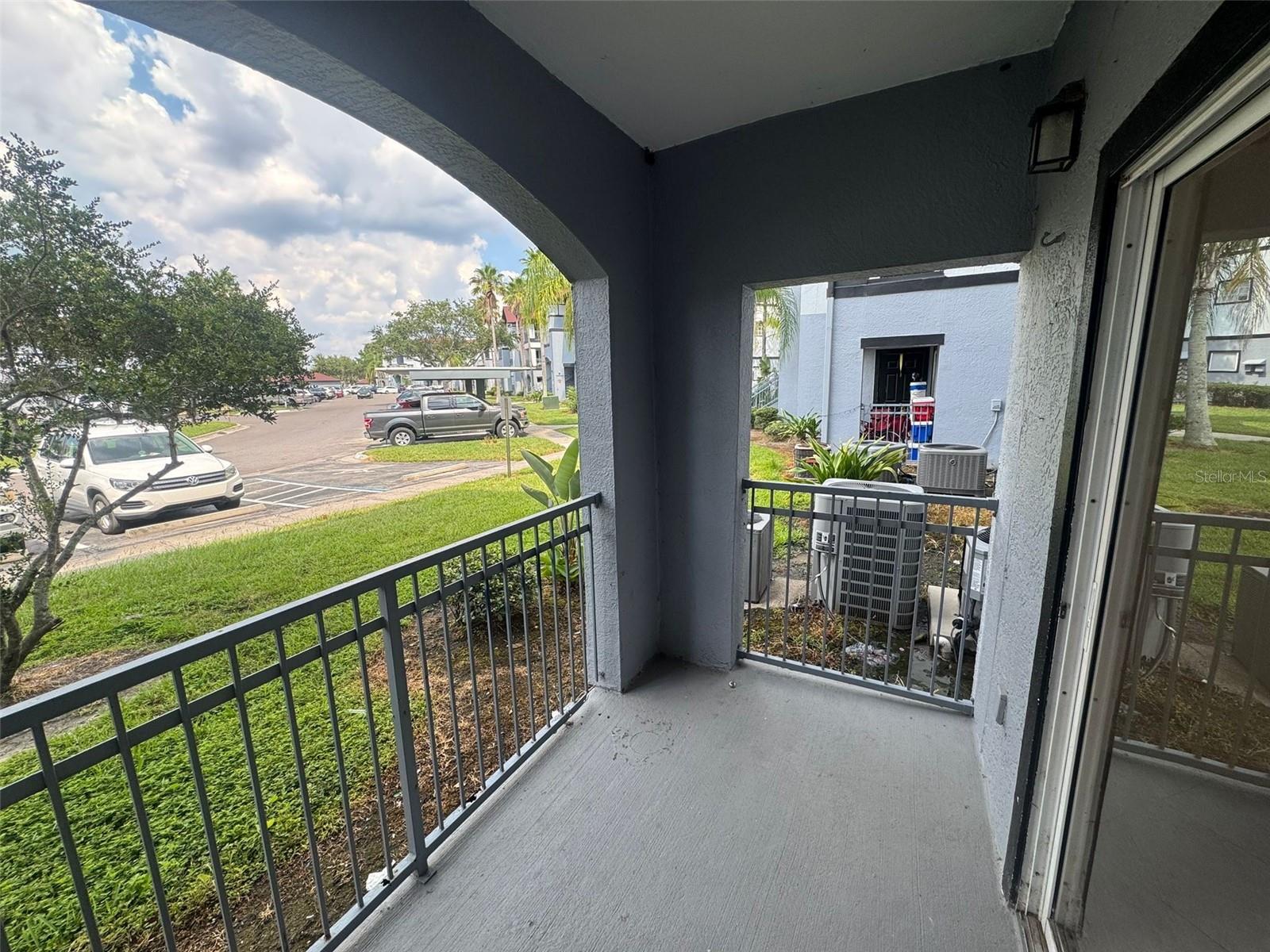 Image 5 of 33 For 5526 P G A Boulevard 4915