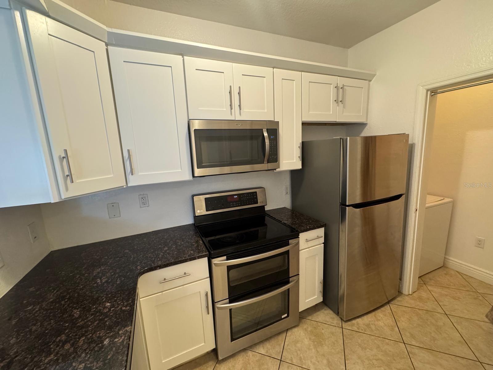 Image 9 of 33 For 5526 P G A Boulevard 4915