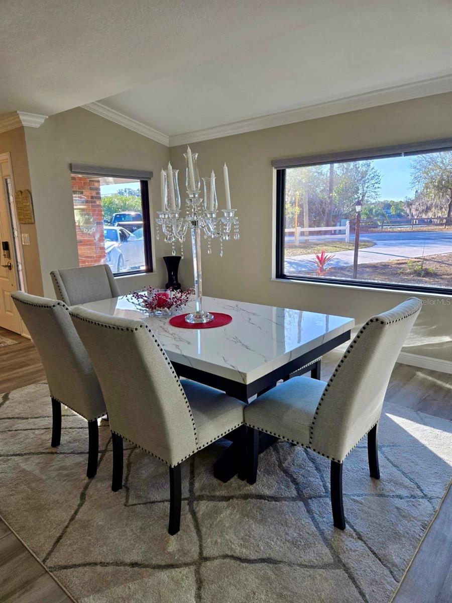 Image 11 of 53 For 630 Lake Blue Drive