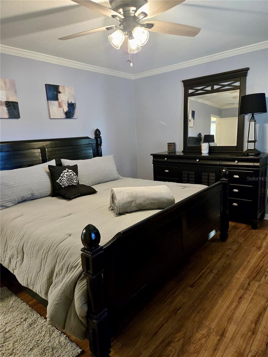 Image 30 of 53 For 630 Lake Blue Drive