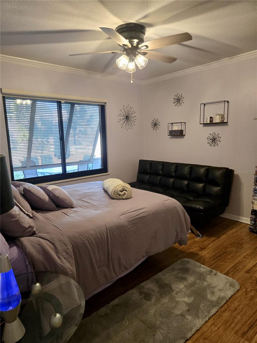 Image 35 of 53 For 630 Lake Blue Drive