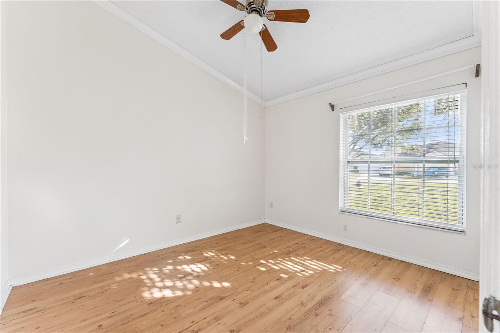 Image 14 of 32 For 11824 Hartfordshire Way