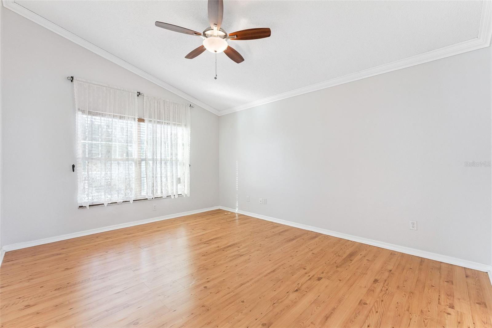 Image 19 of 32 For 11824 Hartfordshire Way