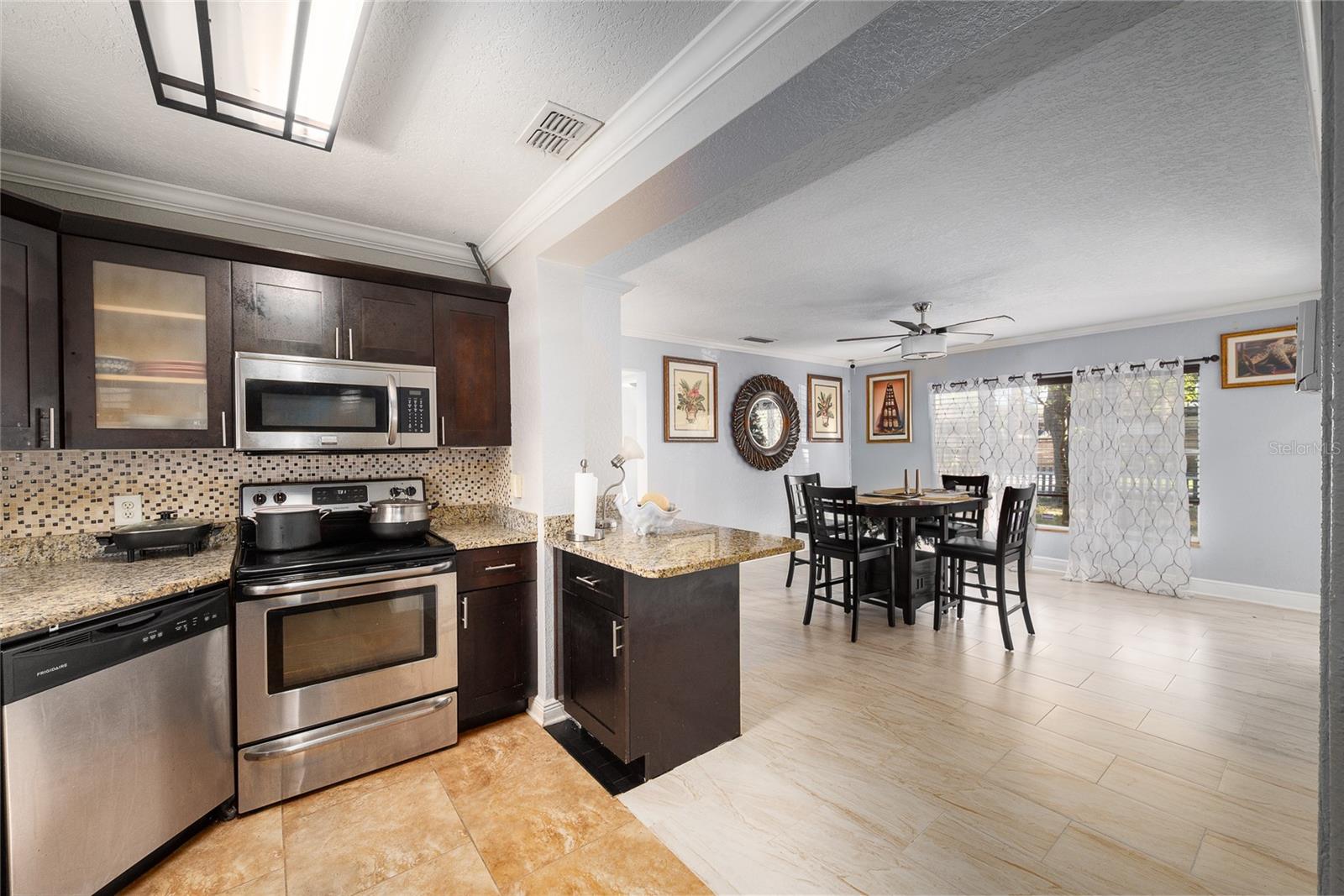 Image 12 of 30 For 1144 Hardy Avenue