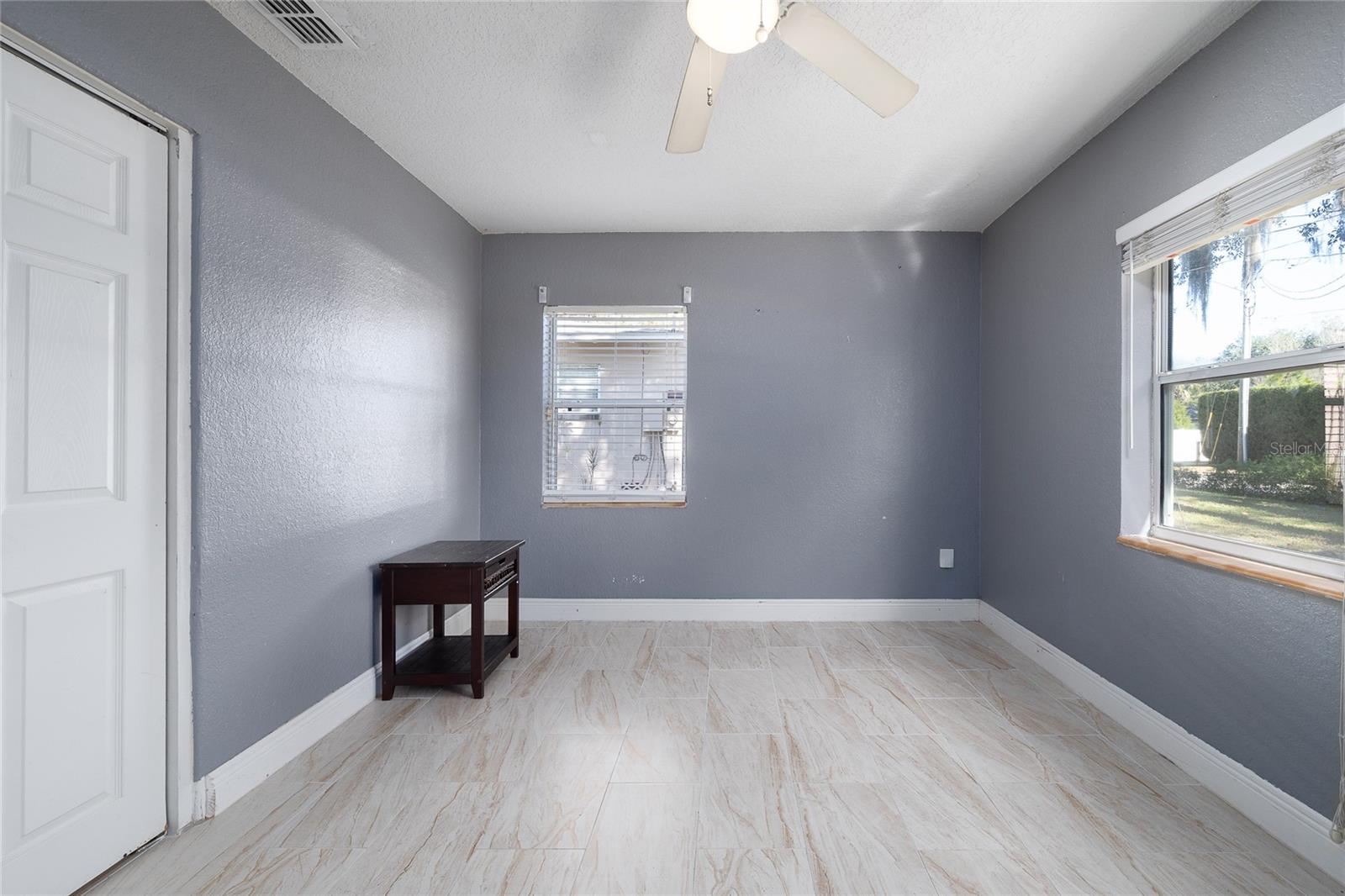 Image 15 of 30 For 1144 Hardy Avenue