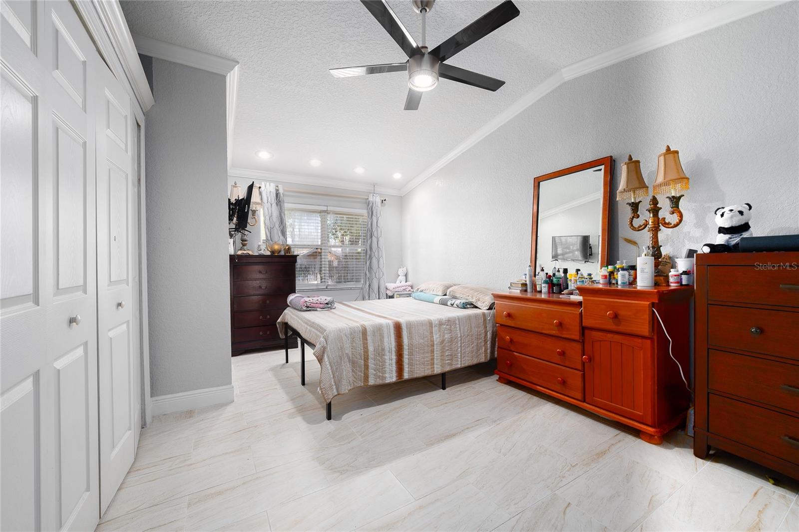 Image 23 of 30 For 1144 Hardy Avenue