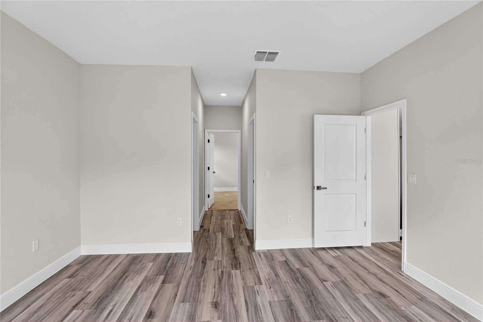 Image 16 of 23 For 15742 37th Circle