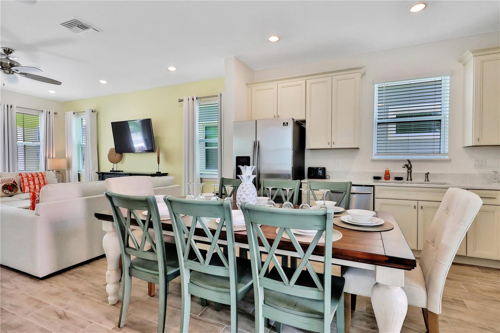 Image 5 of 74 For 8049 Lost Shaker Lane