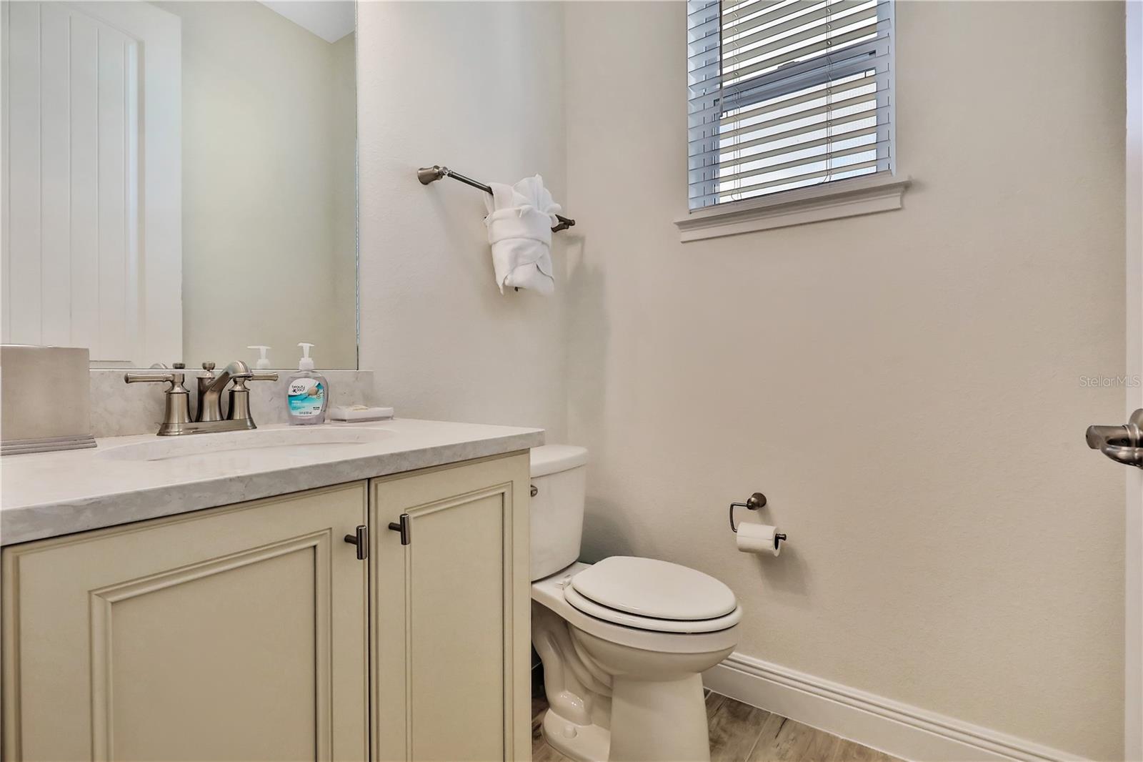 Image 9 of 74 For 8049 Lost Shaker Lane