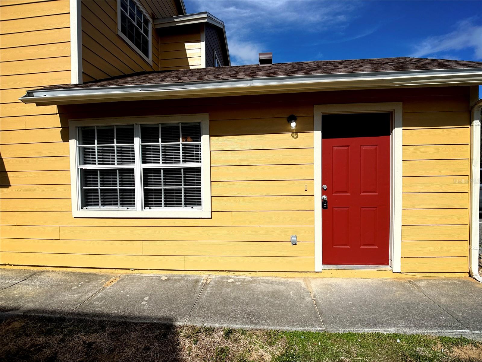 Image 13 of 17 For 501 Coconut Palm Way Lockout