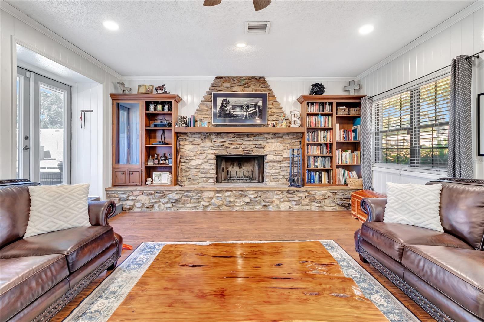 Image 14 of 43 For 33301 Coventry Drive