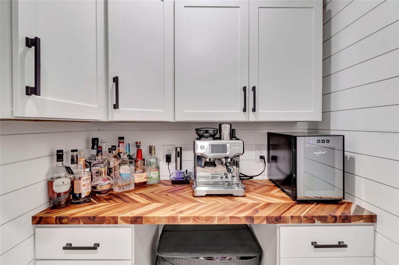 Image 23 of 43 For 33301 Coventry Drive