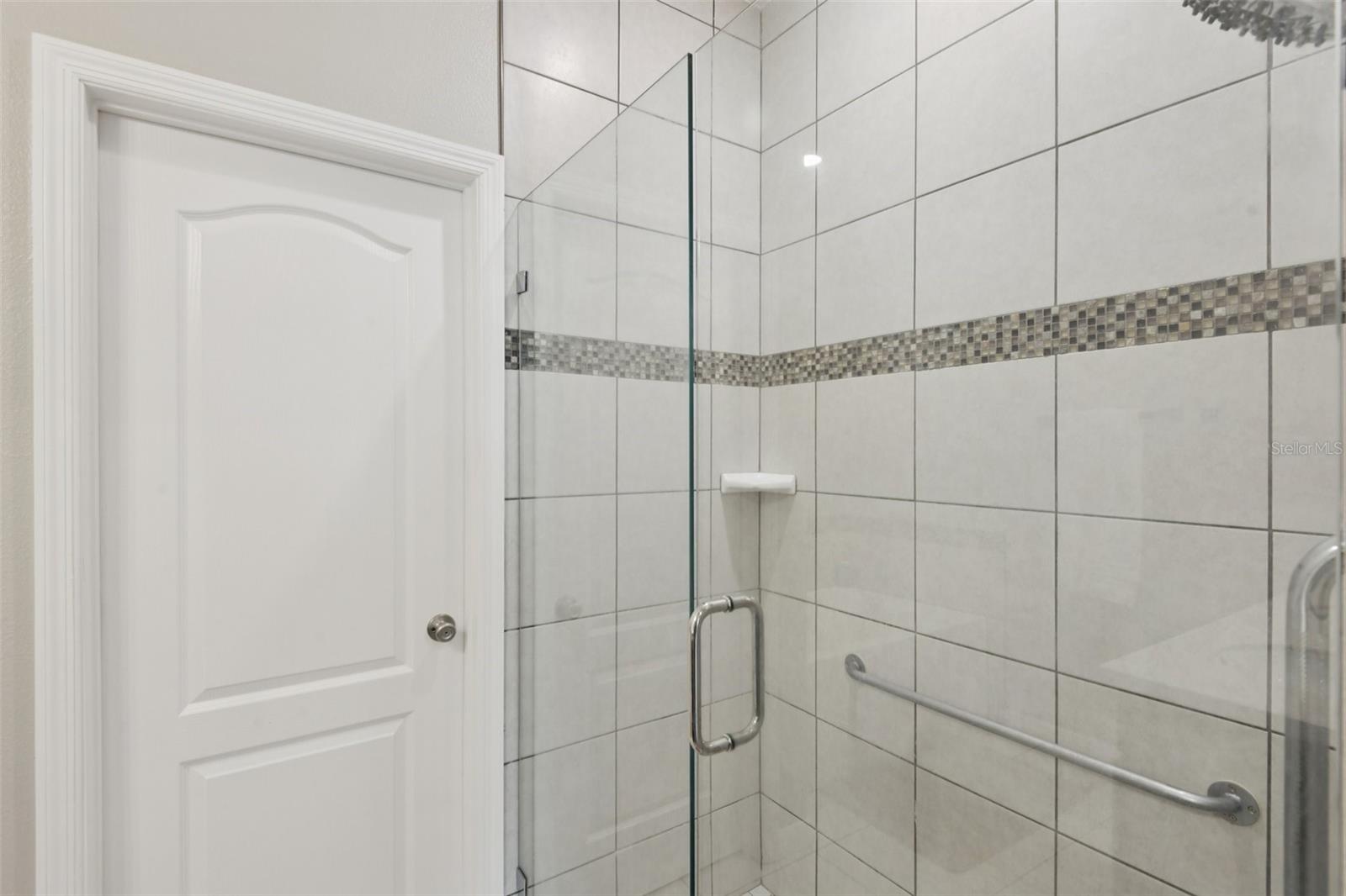 Image 15 of 37 For 21 Mayten Court N