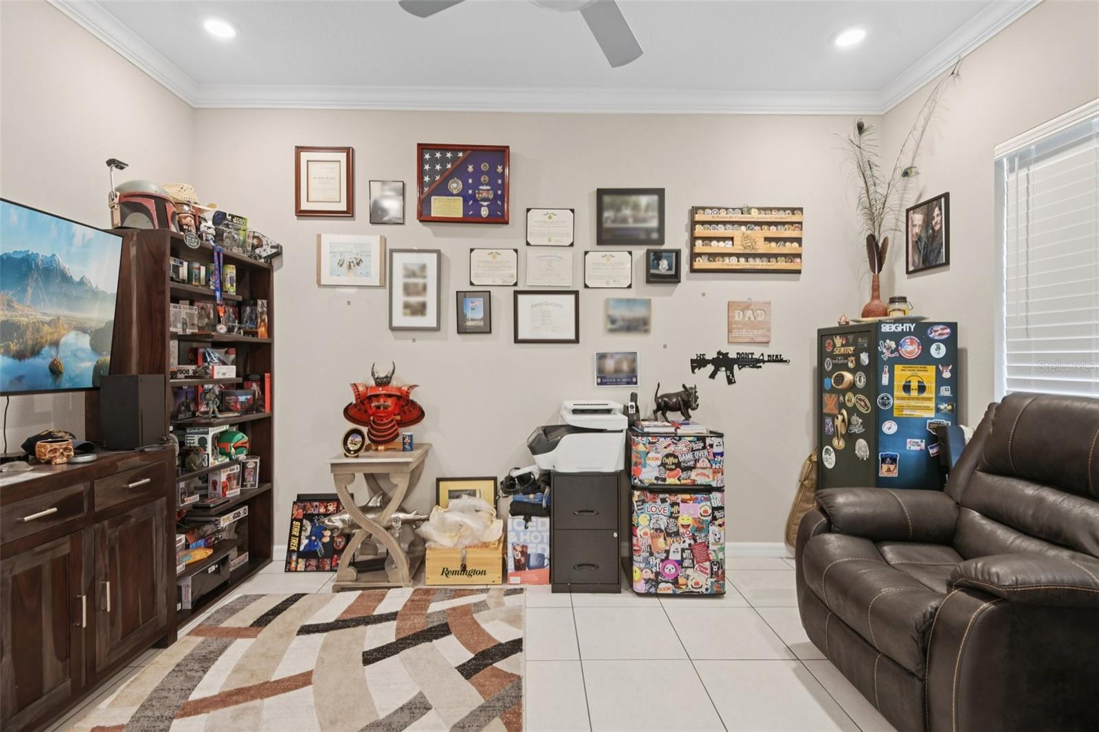 Image 23 of 37 For 21 Mayten Court N