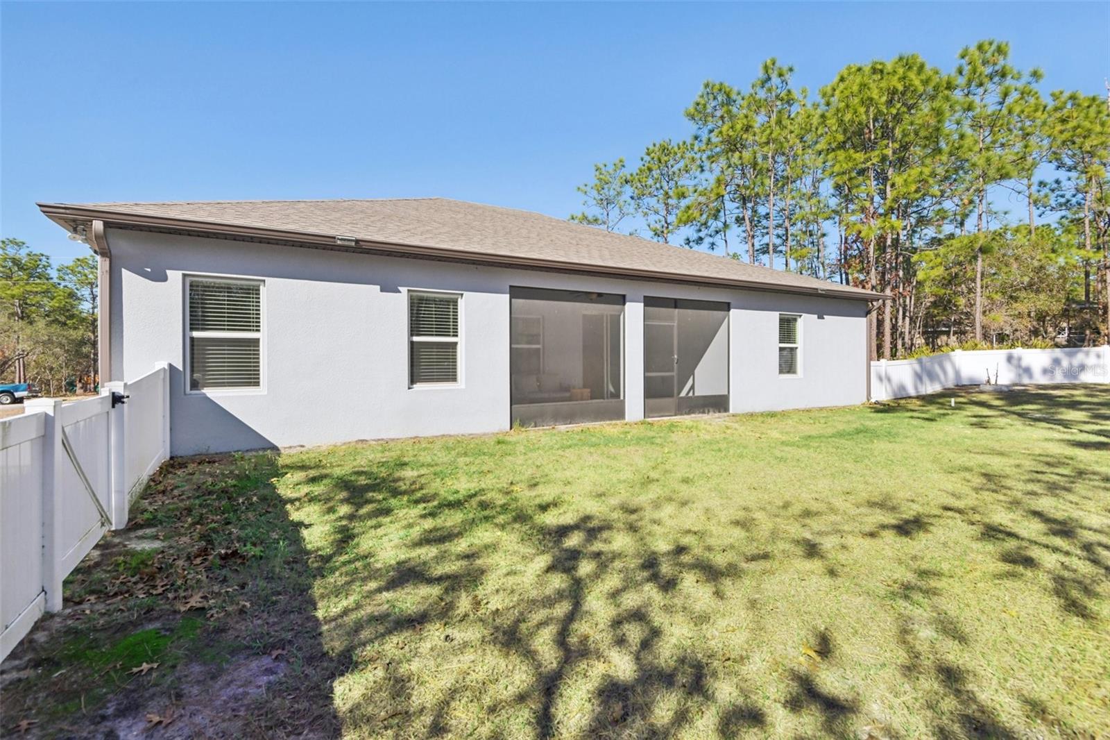 Image 27 of 37 For 21 Mayten Court N