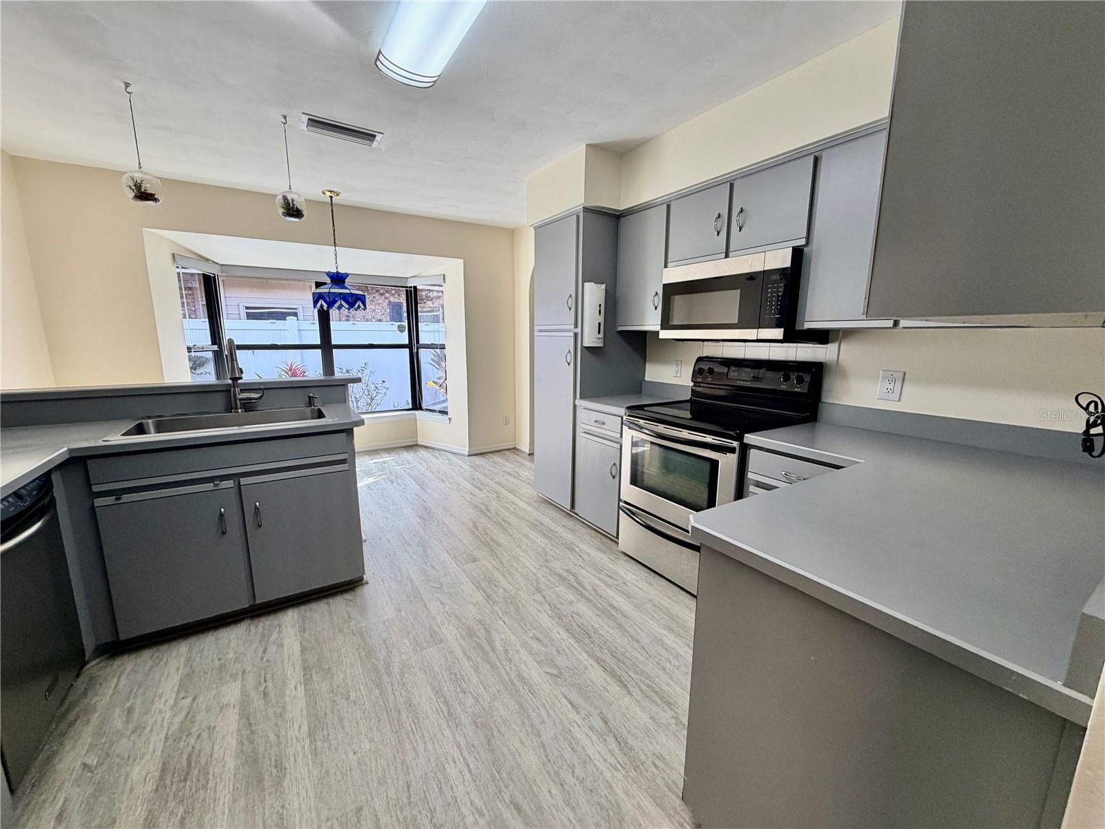 Image 13 of 40 For 152 Loon Court