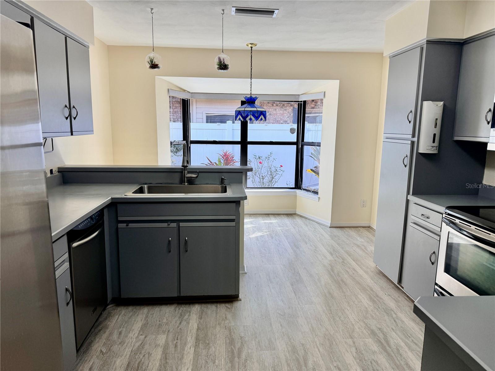 Image 15 of 40 For 152 Loon Court