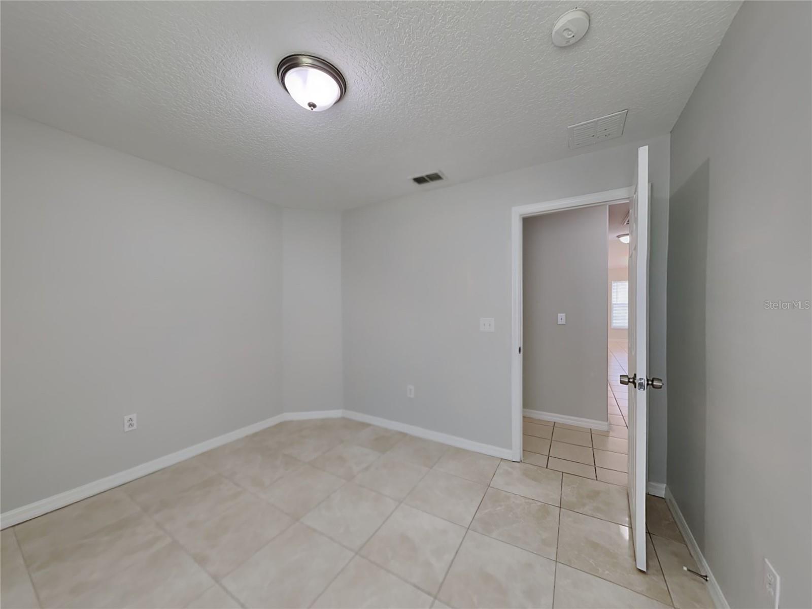 Image 13 of 18 For 10193 Oak Crest Road