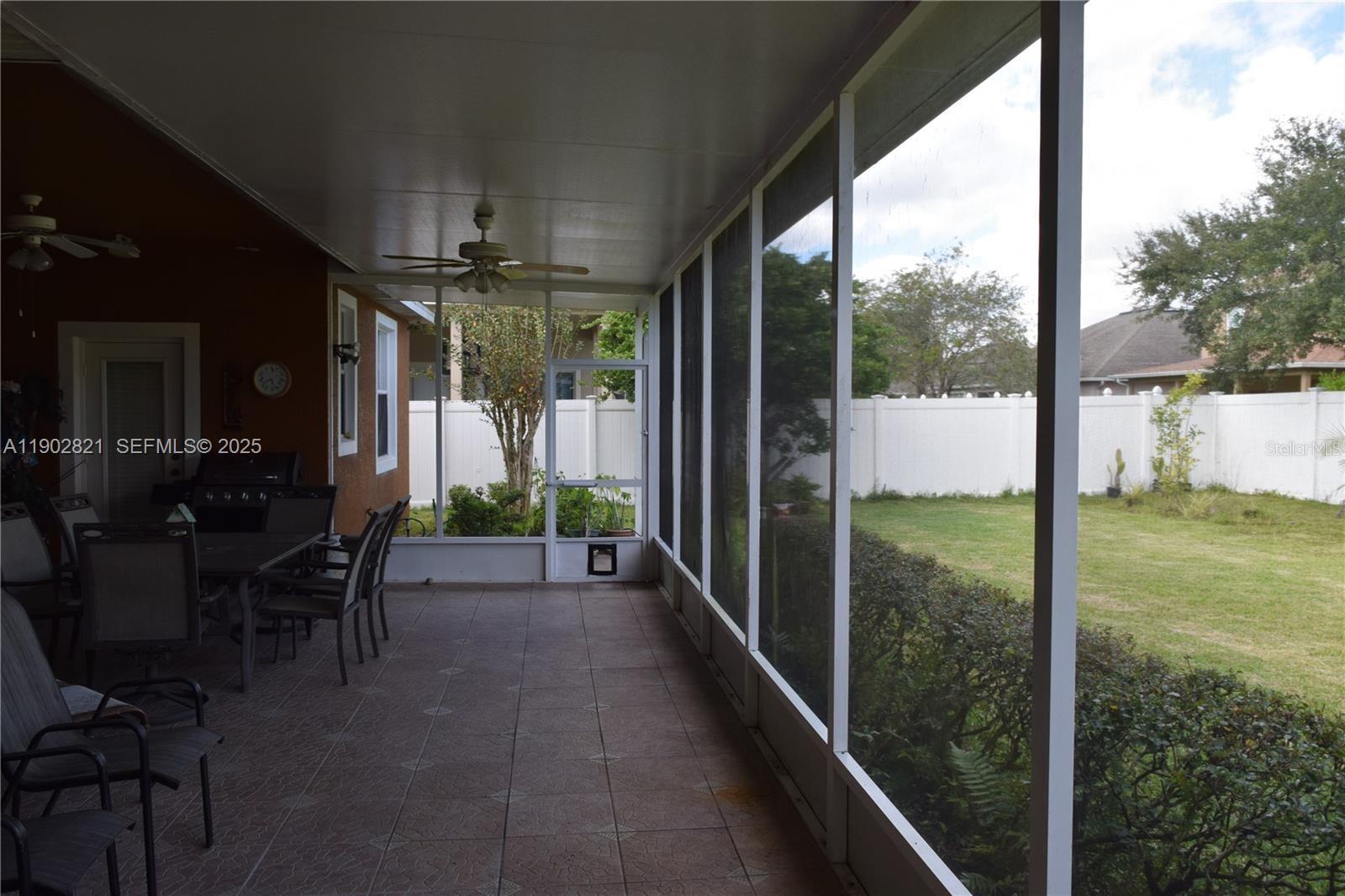 Image 15 of 20 For 18081 Thornhill Grand Circle