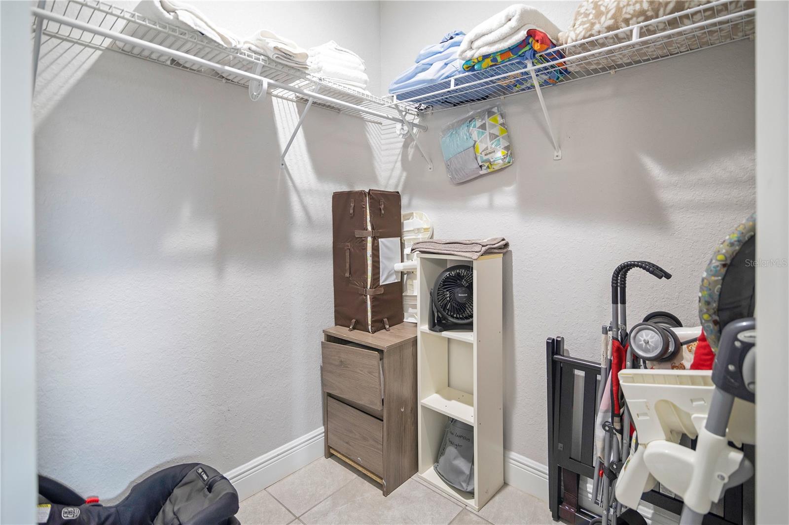 Image 19 of 33 For 4103 Tropical Isle Boulevard 132