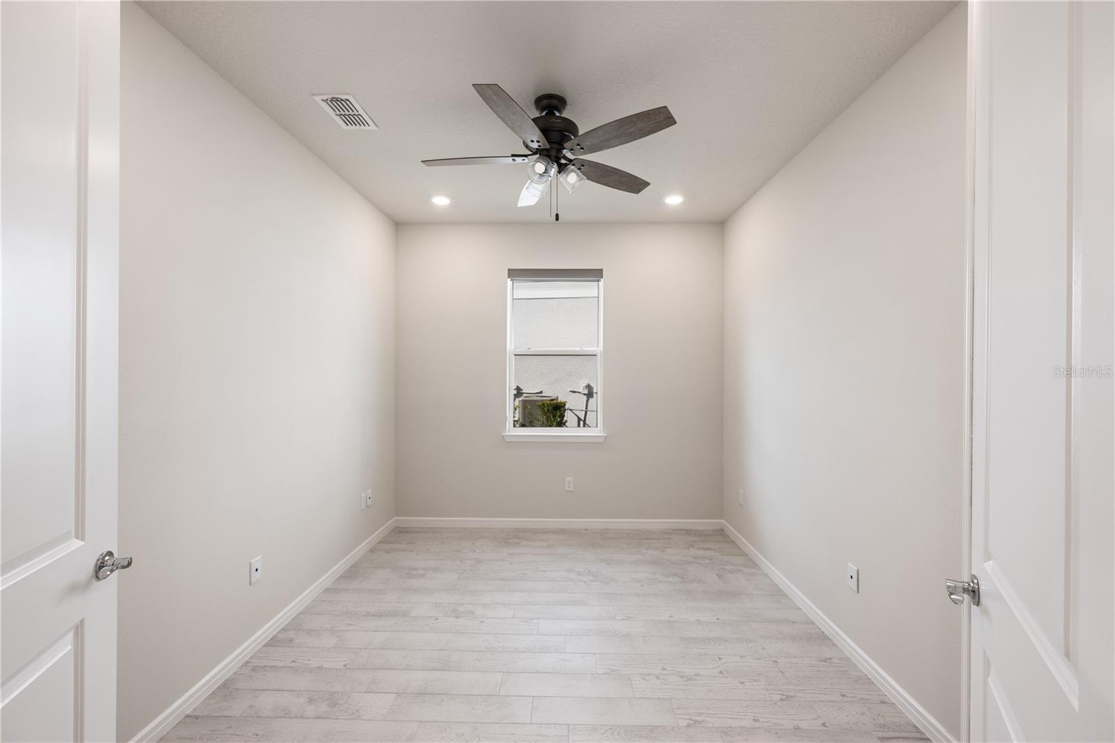 Image 26 of 38 For 13355 Panama Beach Court