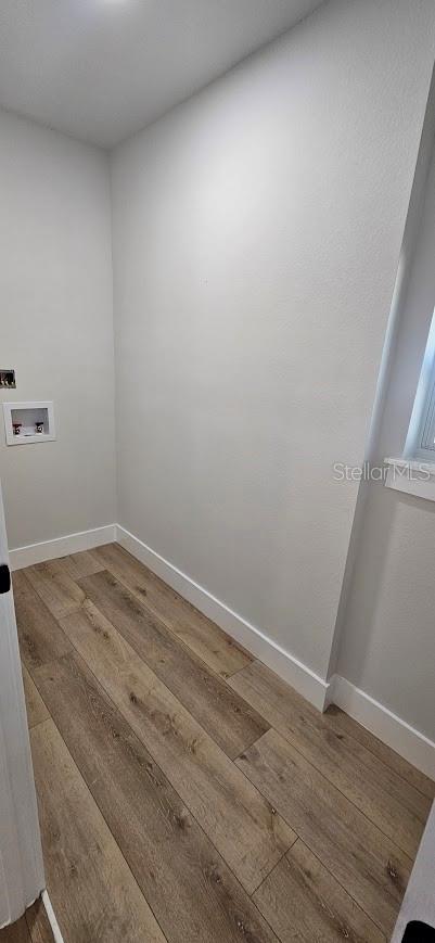 Image 18 of 24 For 410 Oxalis Avenue