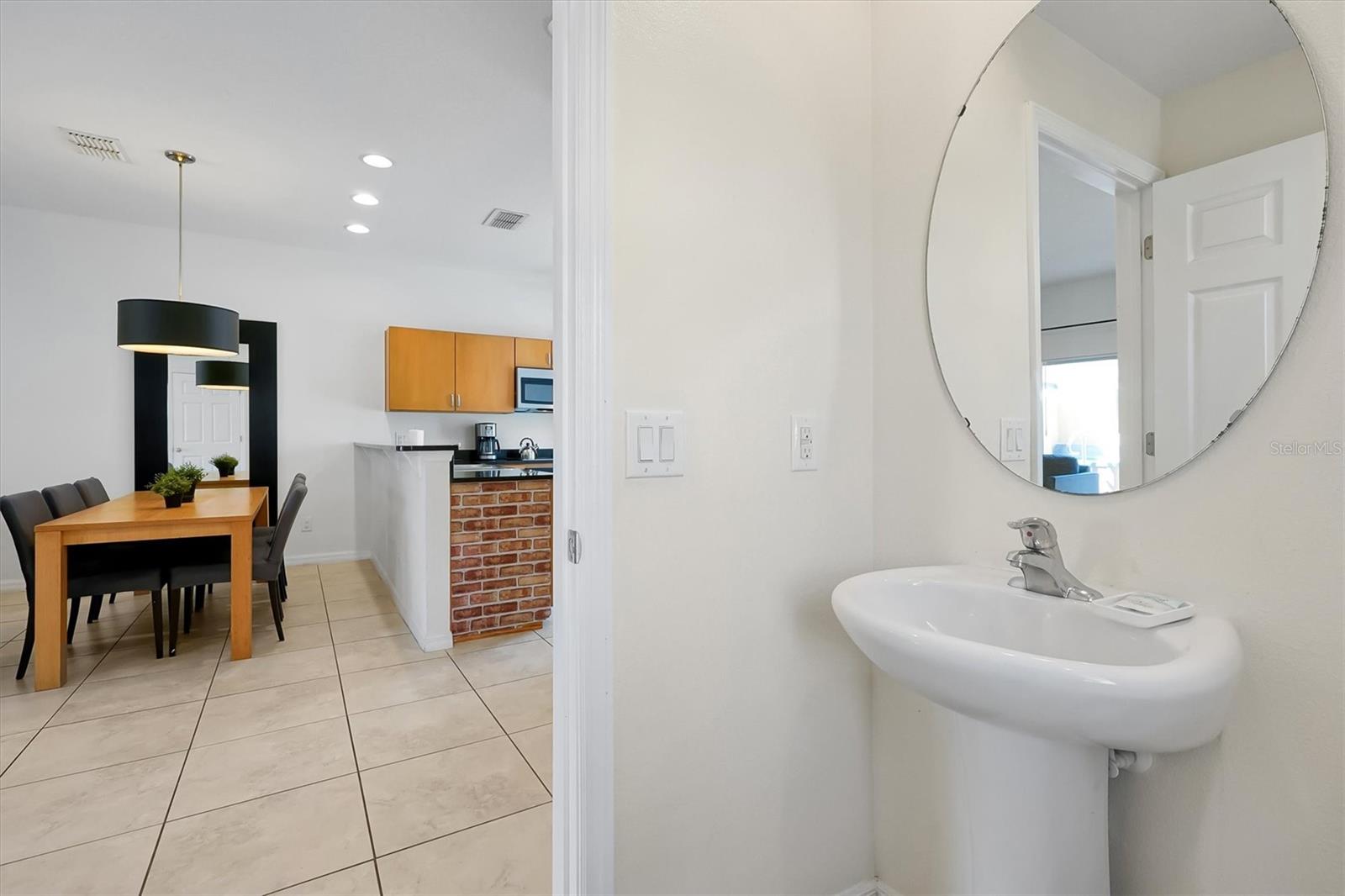 Image 15 of 62 For 3011 Red Ginger Road