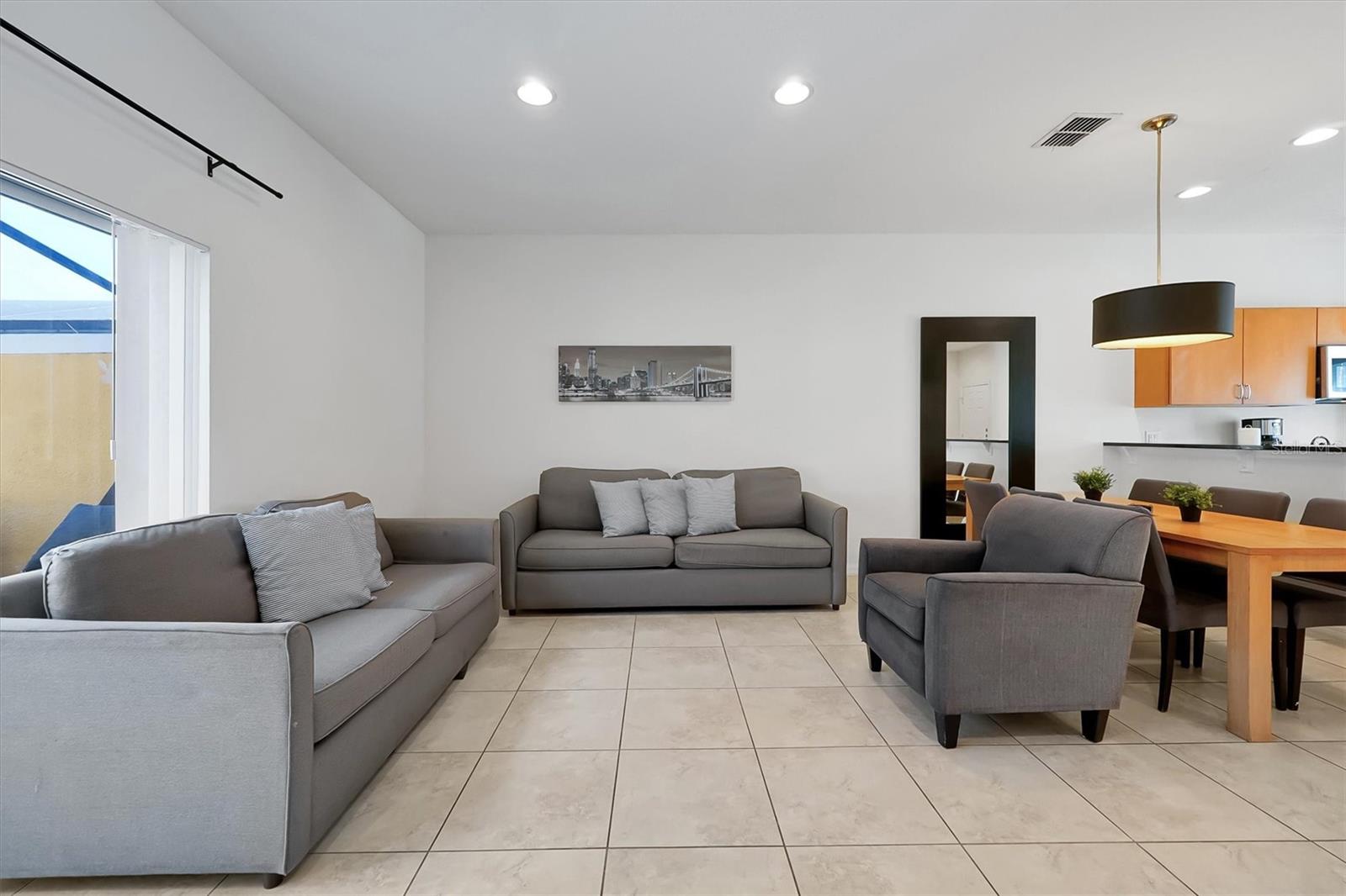 Image 5 of 62 For 3011 Red Ginger Road