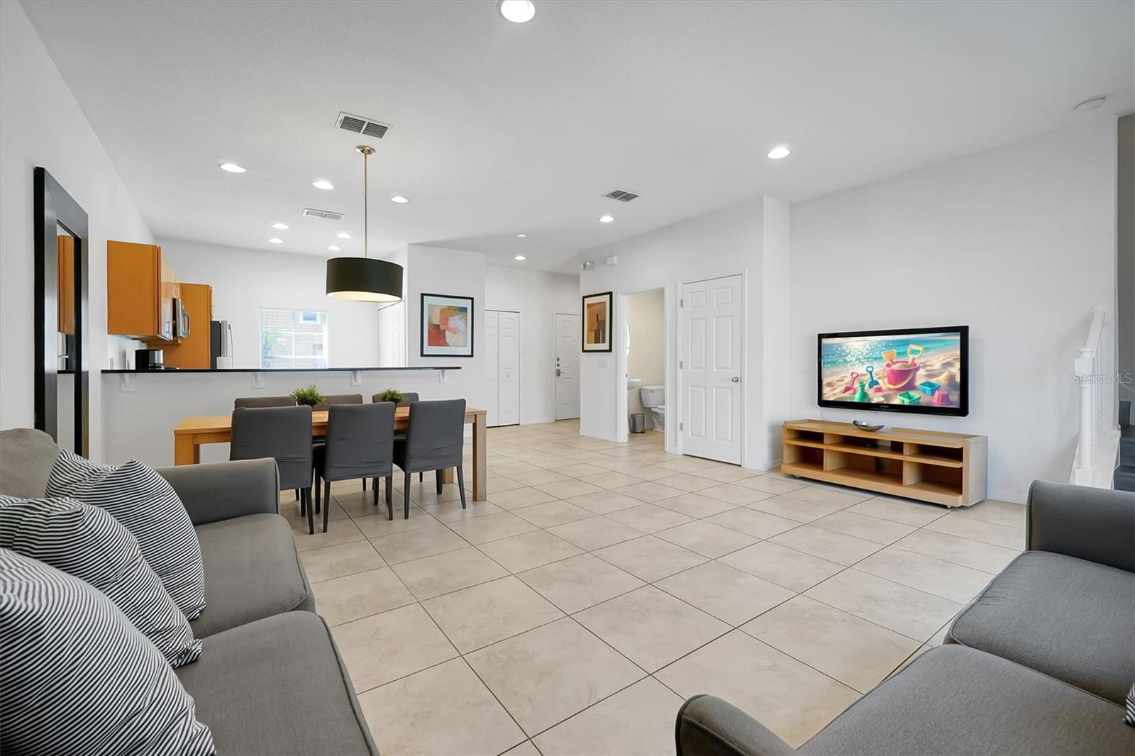 Image 6 of 62 For 3011 Red Ginger Road