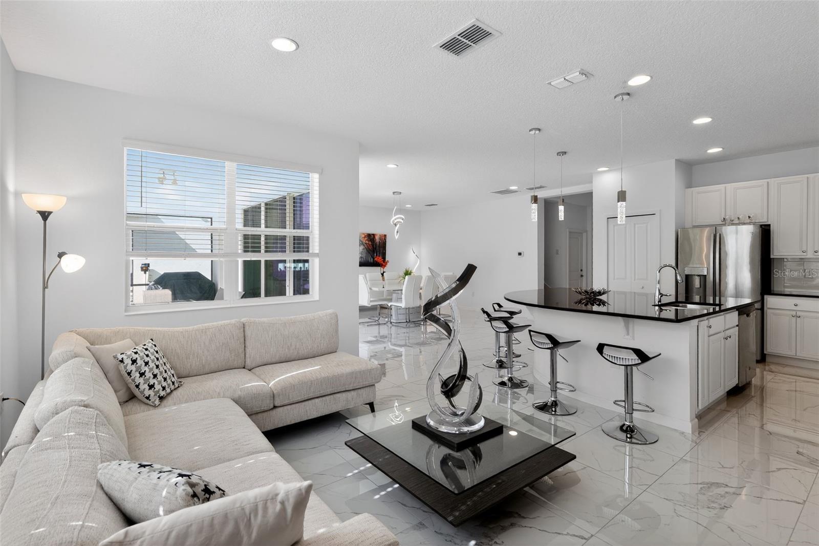 Image 2 of 37 For 4577 Cabello Loop