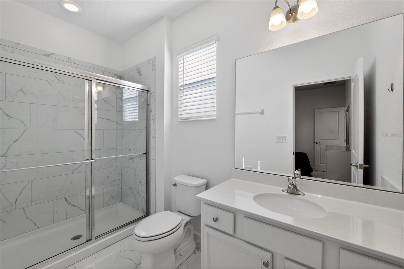 Image 32 of 37 For 4577 Cabello Loop