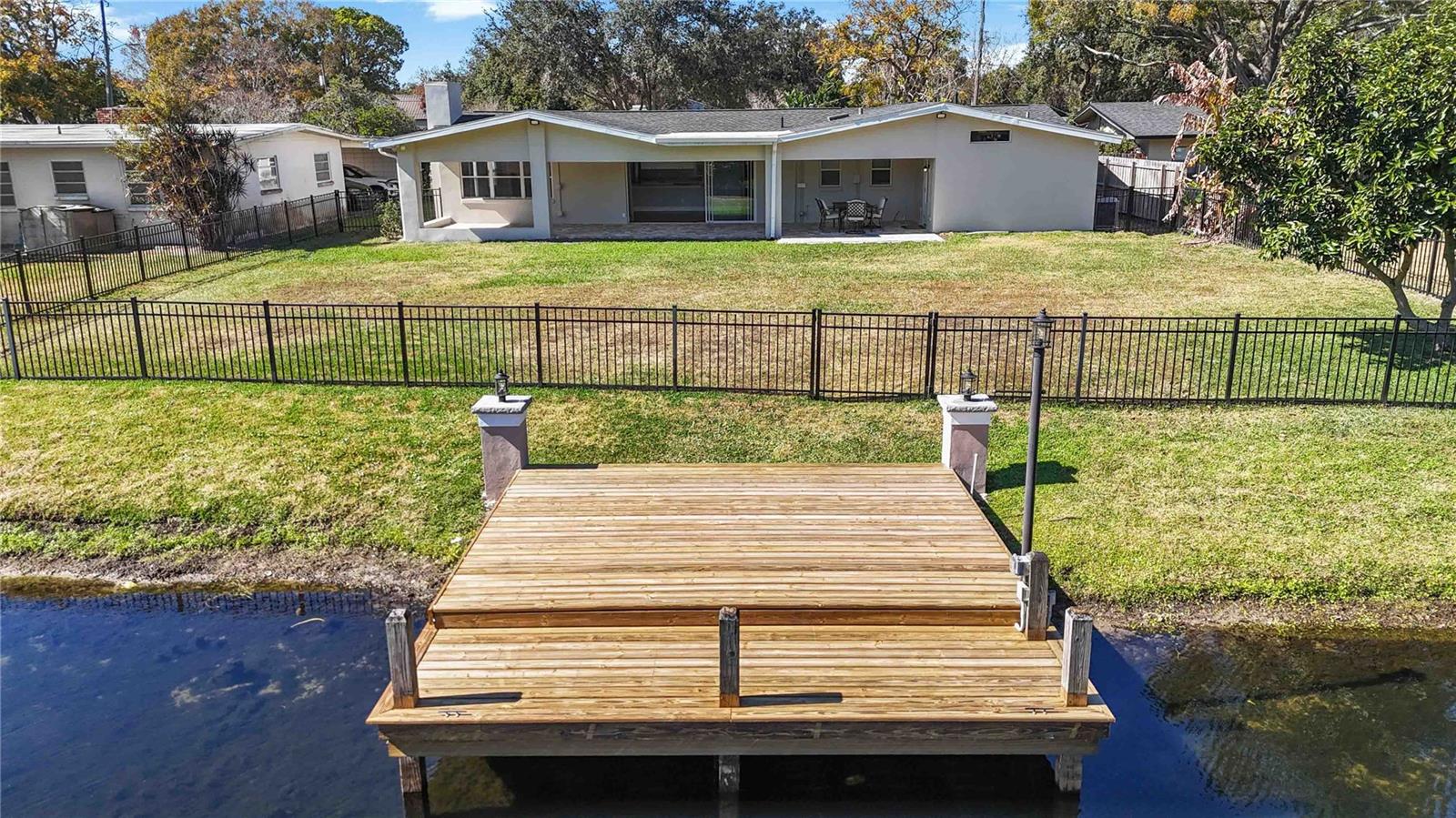 Image 74 of 75 For 3911 Venice Drive