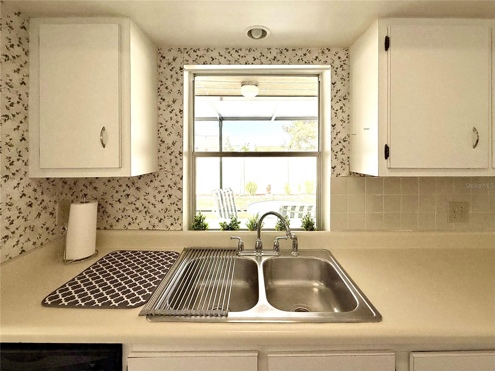 Image 13 of 36 For 13508 Santa Rosa Avenue