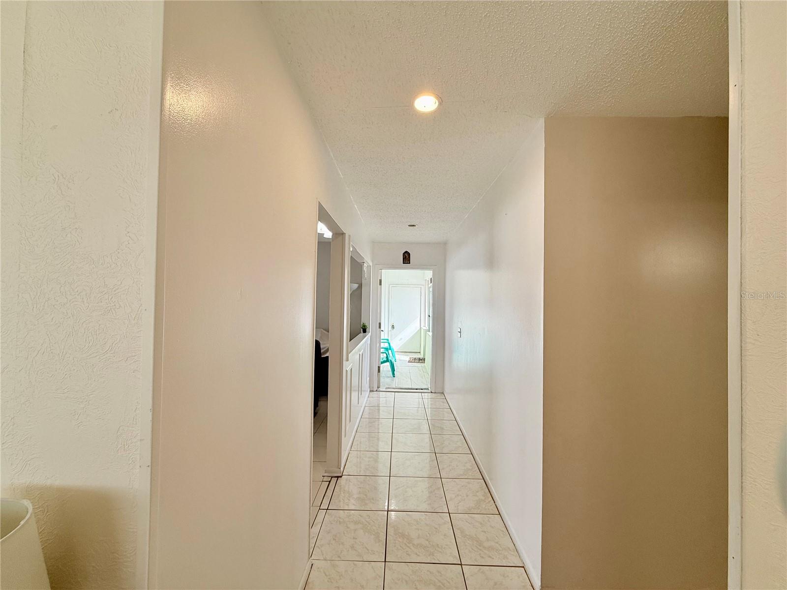 Image 17 of 36 For 13508 Santa Rosa Avenue