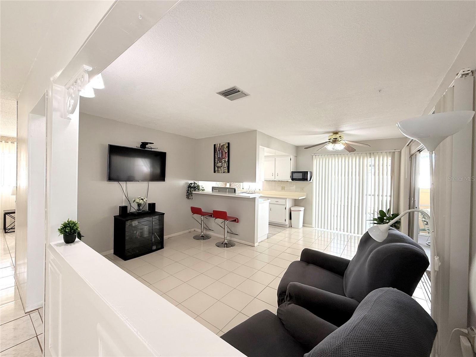 Image 7 of 36 For 13508 Santa Rosa Avenue