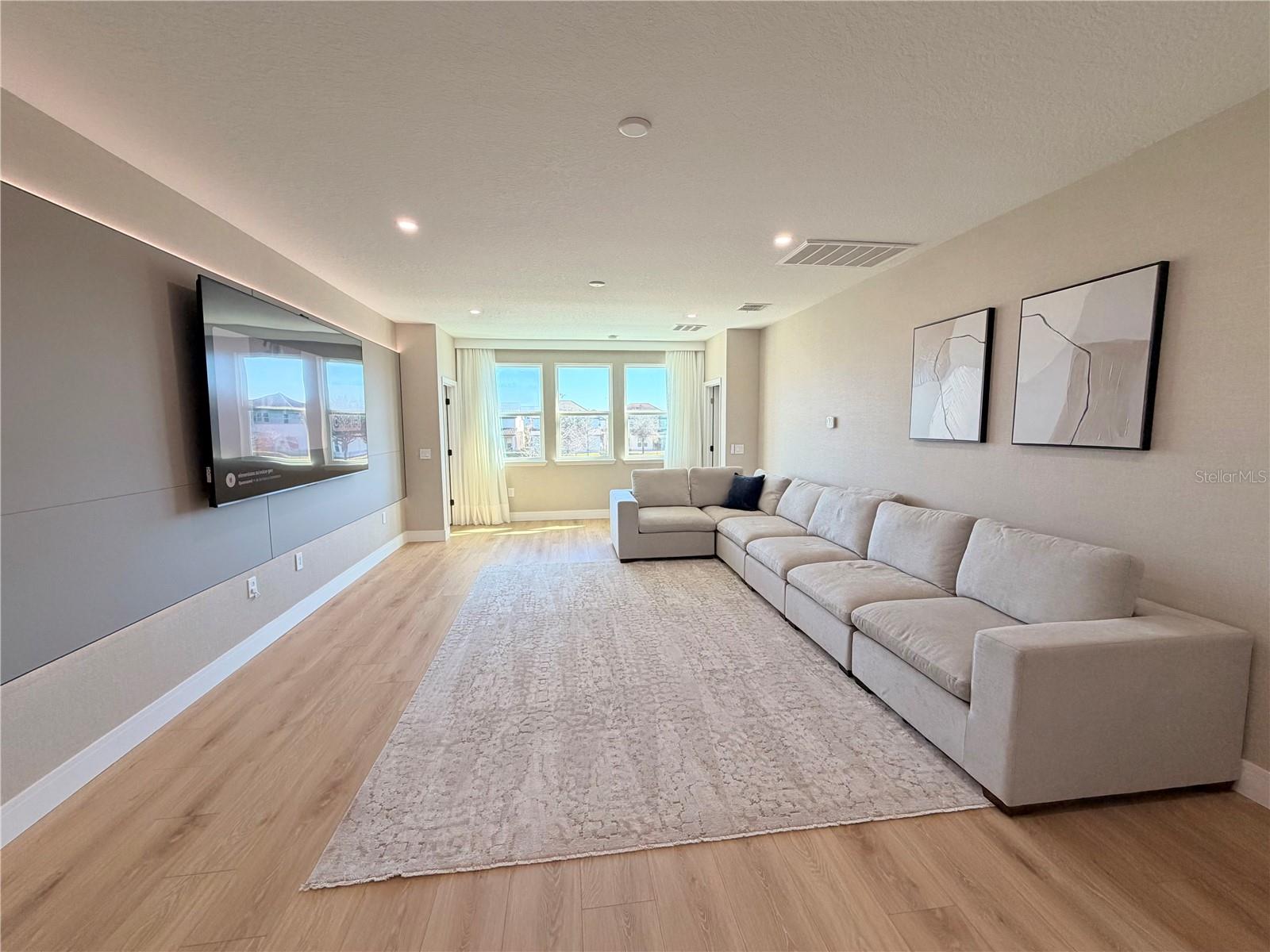 Image 46 of 67 For 12779 Westside Village Loop