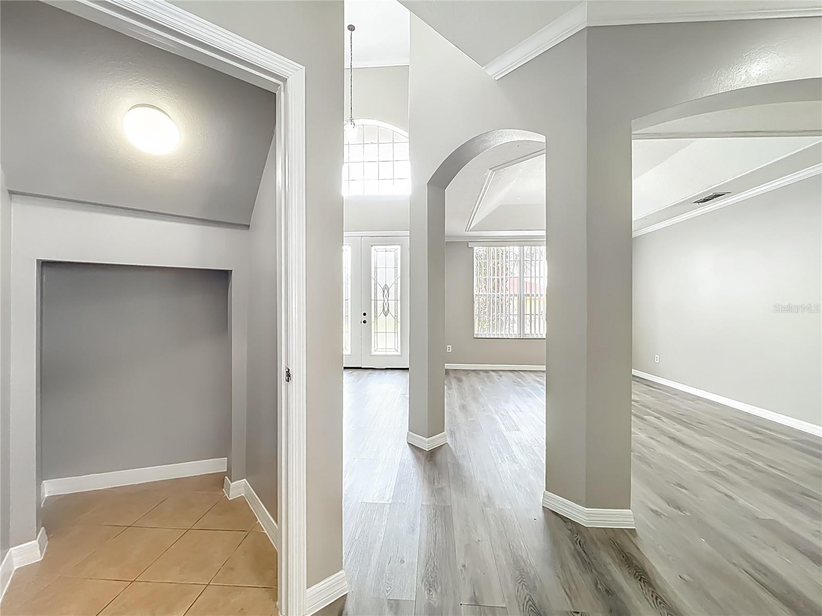 Image 21 of 98 For 2600 Lutza Way