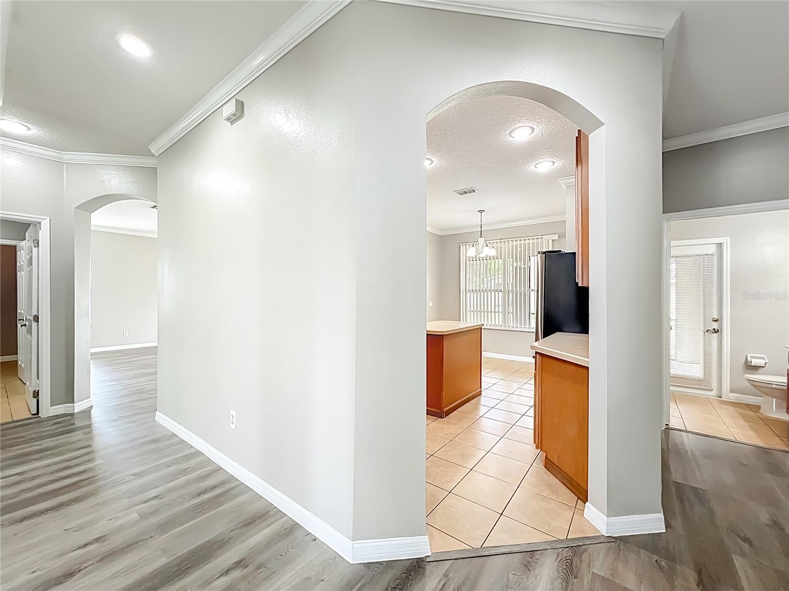 Image 26 of 98 For 2600 Lutza Way