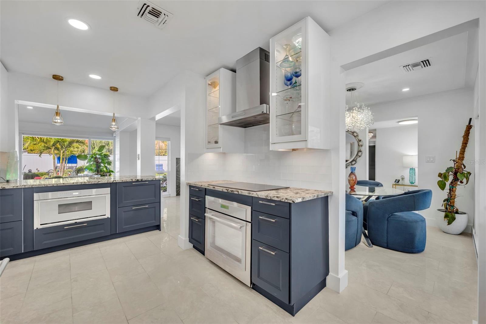 Image 12 of 37 For 5233 Lake Howell Road