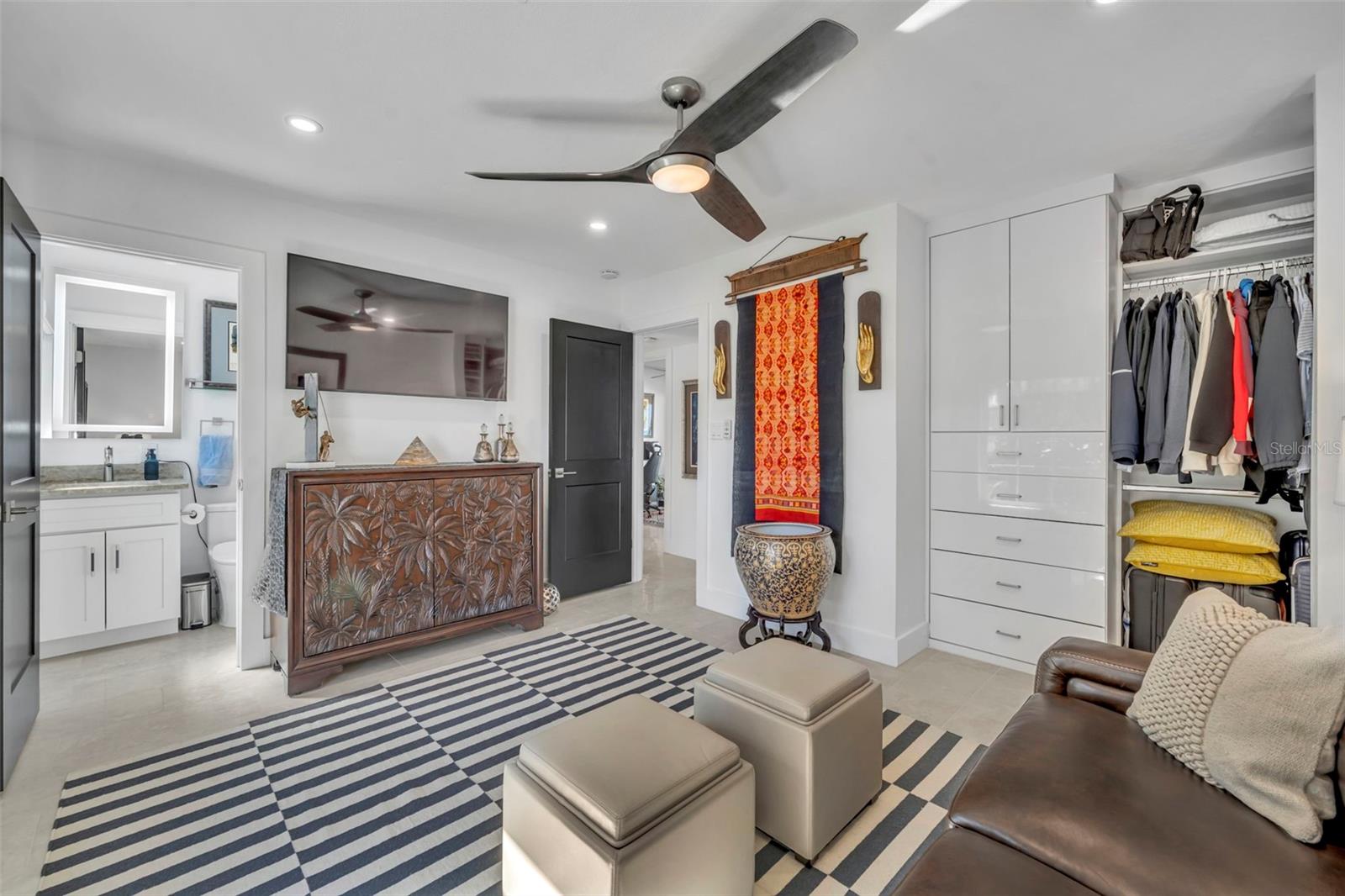 Image 19 of 37 For 5233 Lake Howell Road